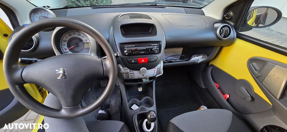 Peugeot 107 One 1.0 E - 9