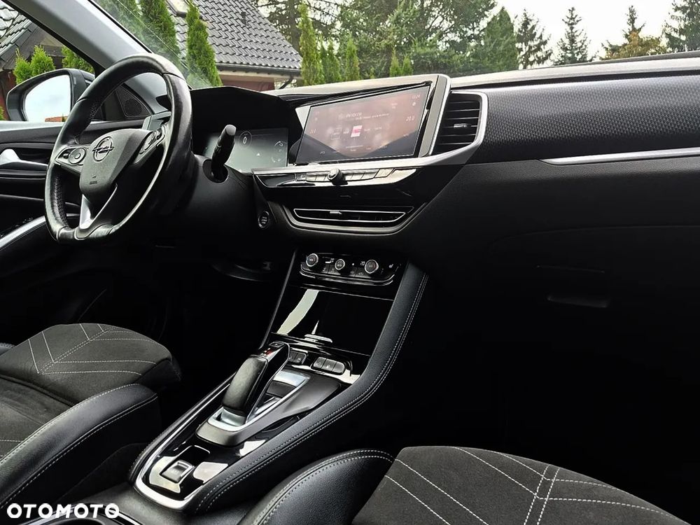 Opel Grandland Plug-in-Hybrid4 1.6 DI Automatik Ultimate - 10