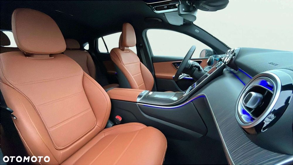 Mercedes-Benz GLC - 11