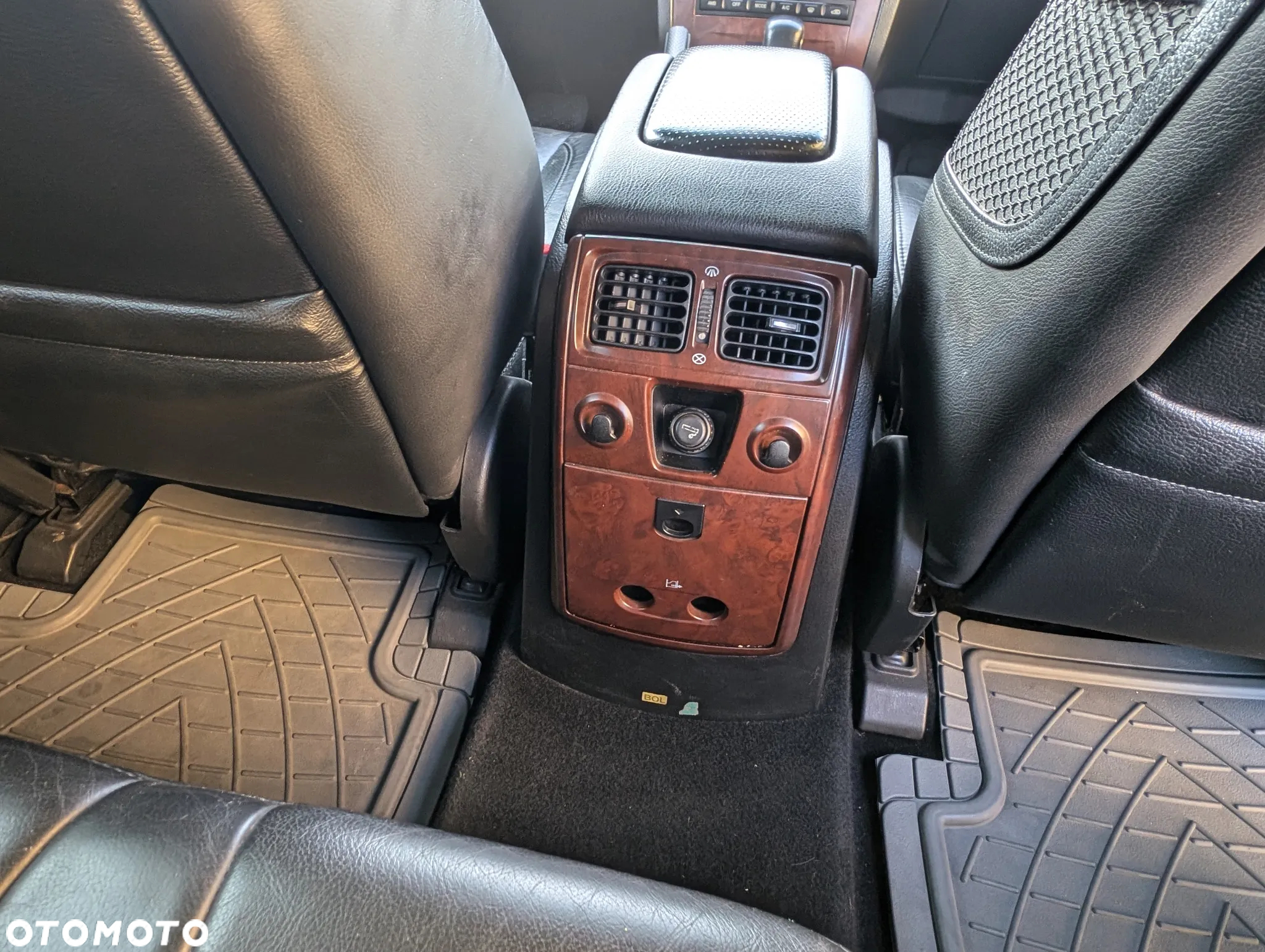 SsangYong/KGM Rexton - 11