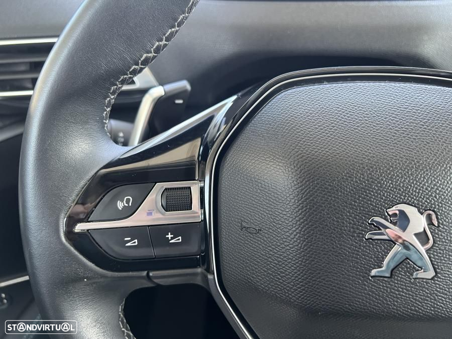 Peugeot 3008 1.6 Hybrid4 Allure Pack e-EAT8 - 29