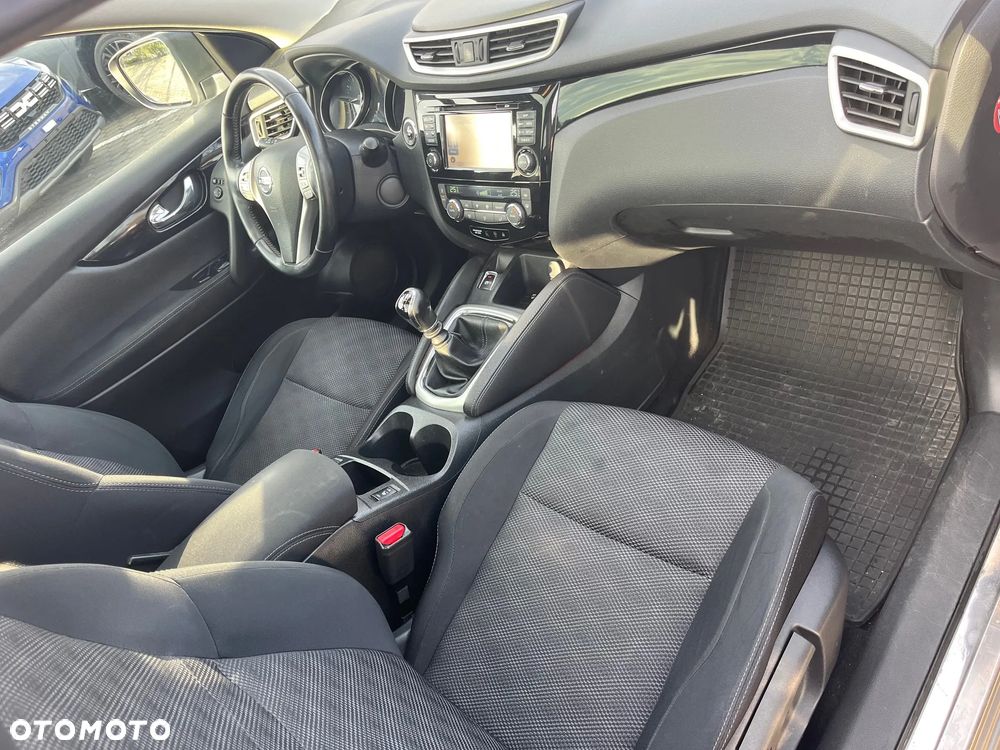 Nissan Qashqai 1.6 DIG-T N-Connecta - 15