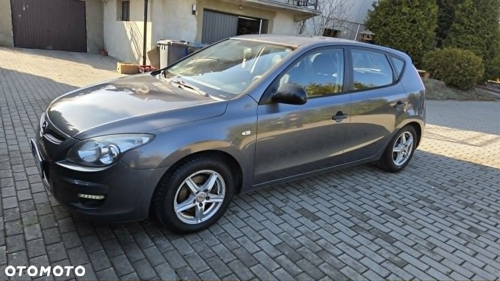 Hyundai i30 1.4 Comfort - 1