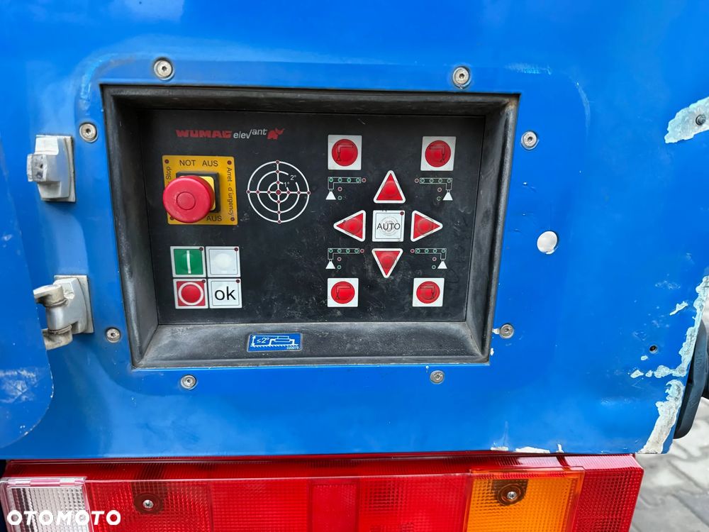 DAF Wumag WT 530 .DAF CF 85.360 - 11