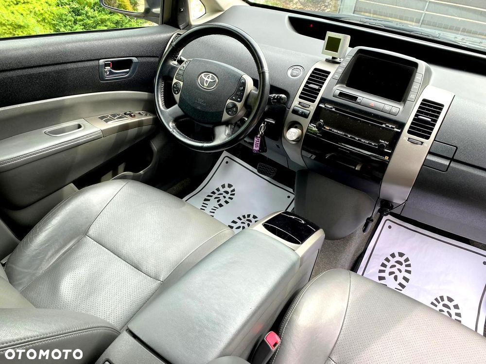 Toyota Prius 1.5 VVT-i Sol - 15
