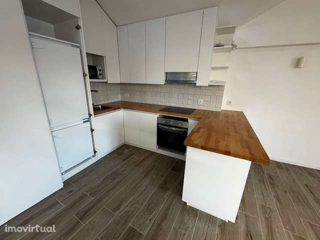 Apartamento T1 na Baixa de Cascais - Grande imagem: 4/8