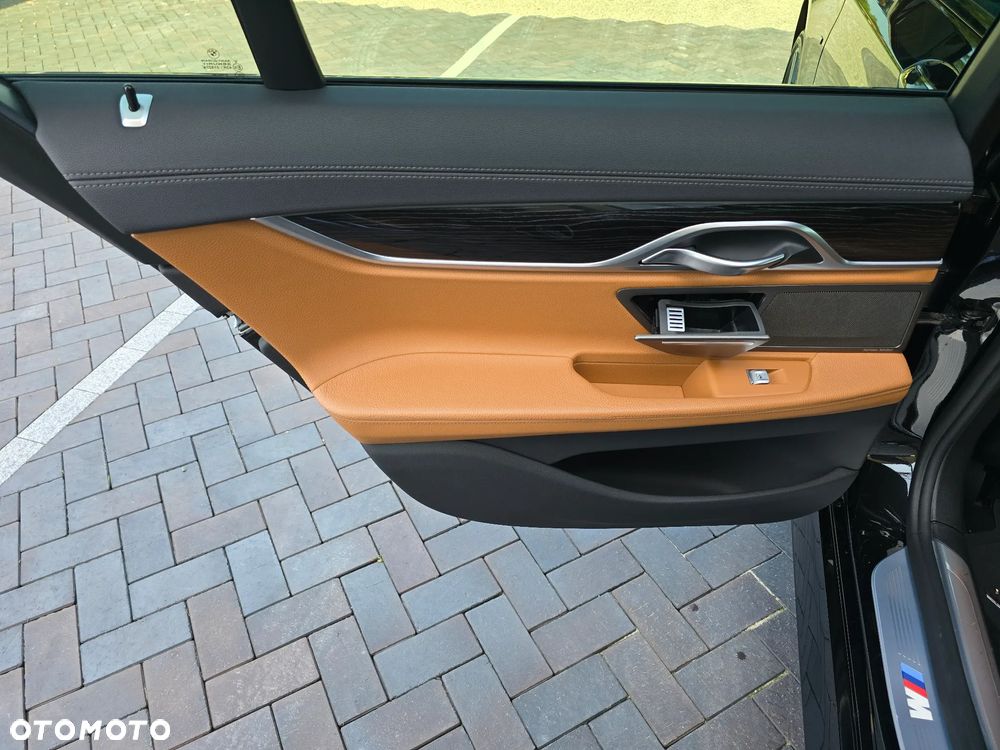 BMW Seria 7 730d xDrive - 23