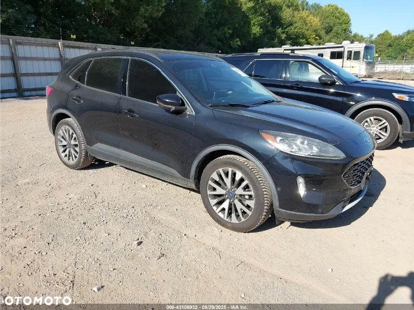 Ford Kuga 2.0 EcoBoost AWD Titanium ASS - 3