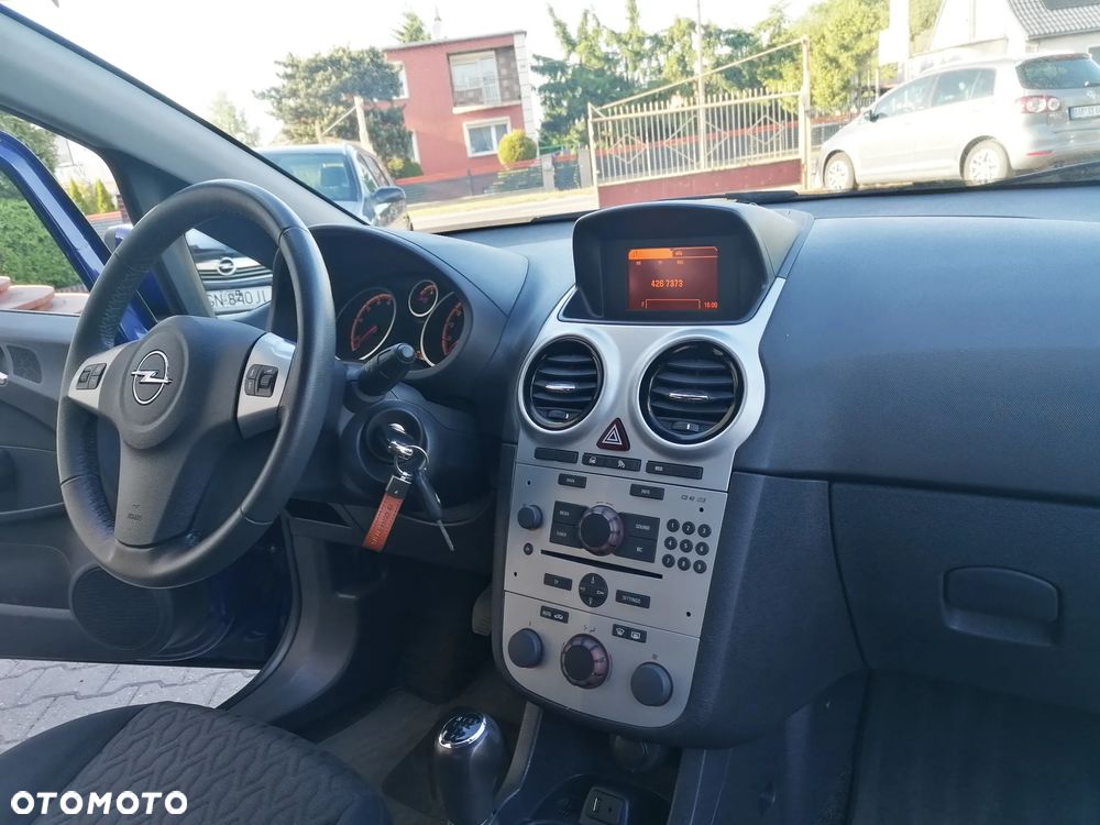 Opel Corsa 1.4 16V Active - 14
