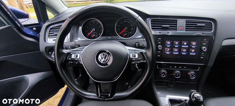 Volkswagen Golf 1.5 TSI BMT Evo Comfortline - 12
