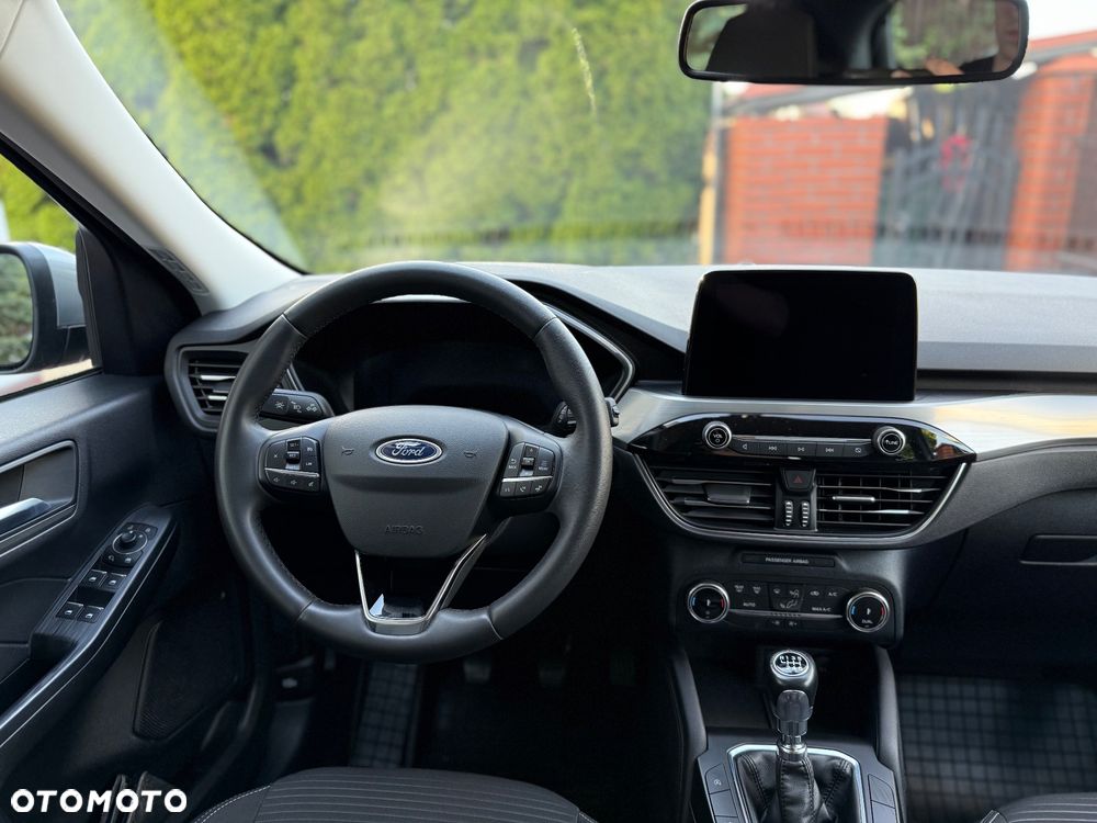 Ford Kuga 1.5 EcoBoost FWD Titanium - 14