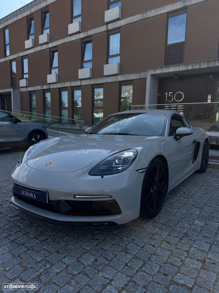 Porsche 718 Cayman 2.0 T - 1