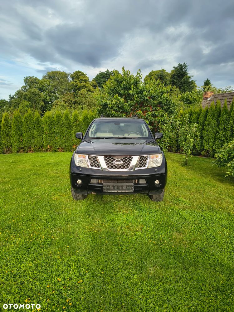 Nissan Pathfinder 2.5 DCi Elegance - 1