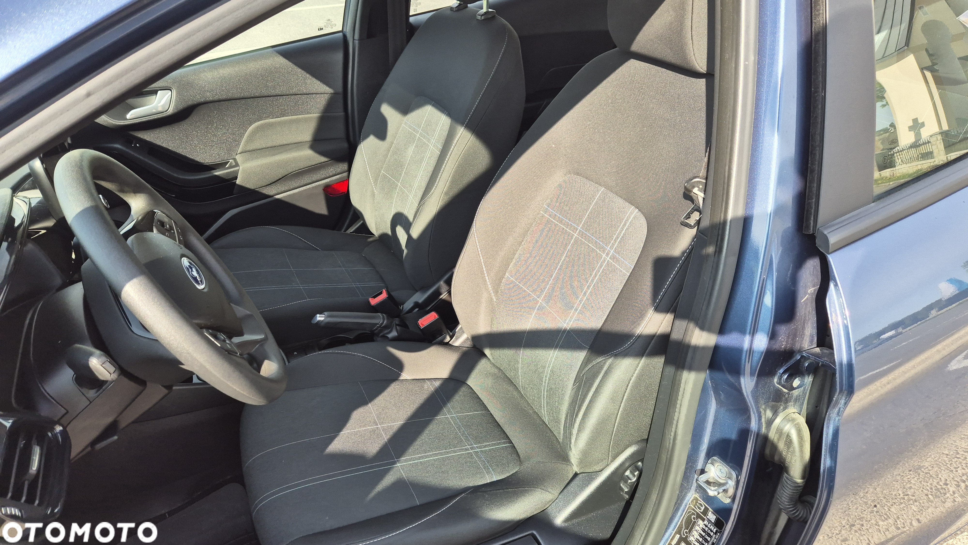 Ford Fiesta 1.1 S&S COOL&CONNECT - 10