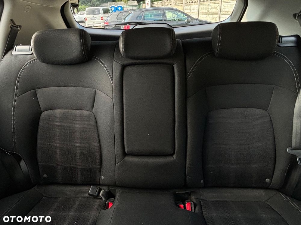 Kia Sportage 1.6 GDI L 2WD - 17