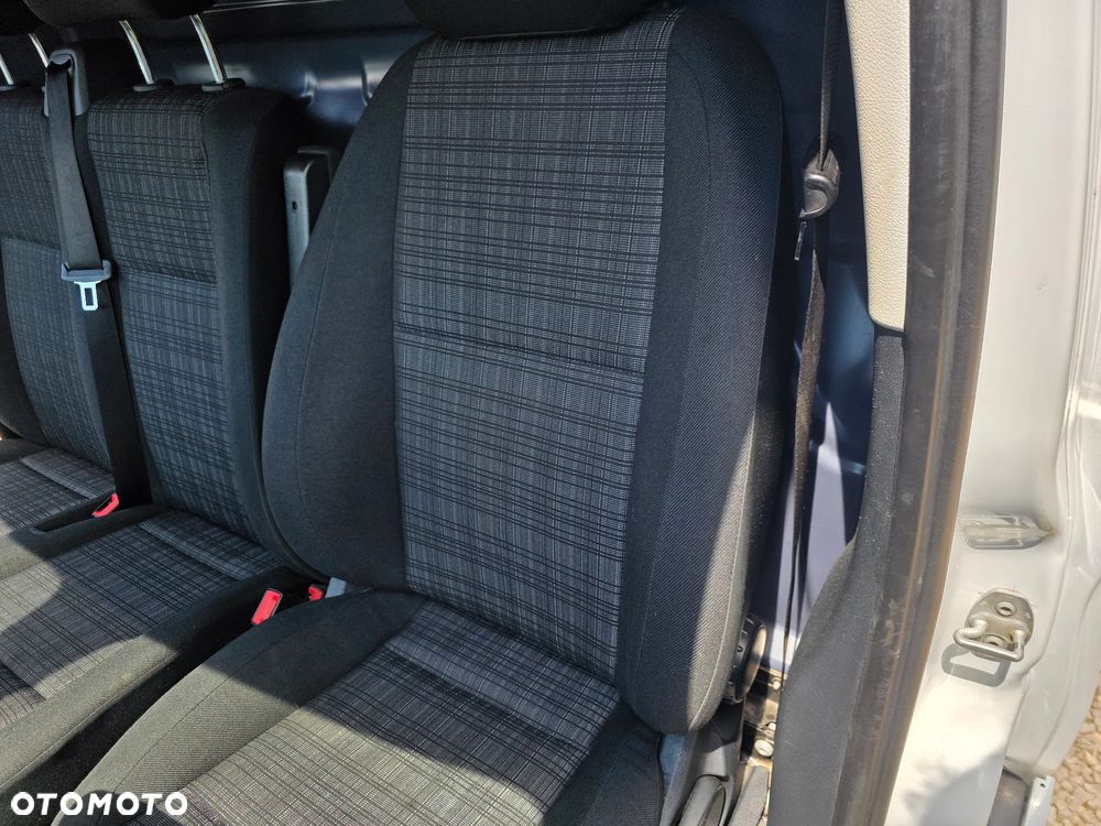 Mercedes-Benz Vito - 15