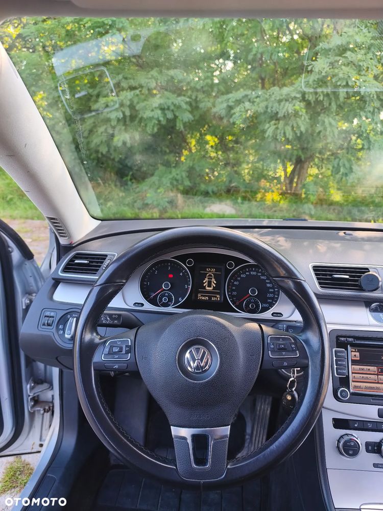 Volkswagen Passat 2.0 TDI 4Mot Highline - 12