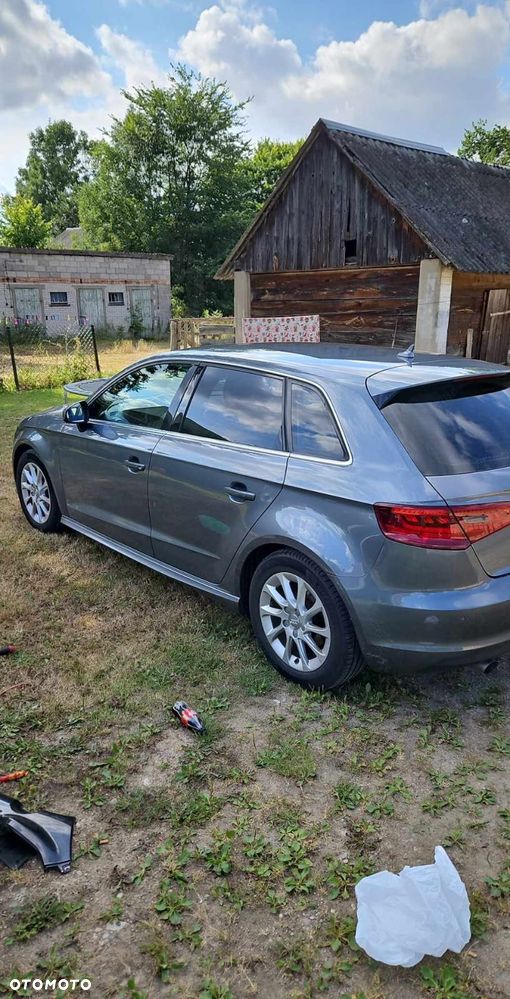 Audi A3 Sportback - 3