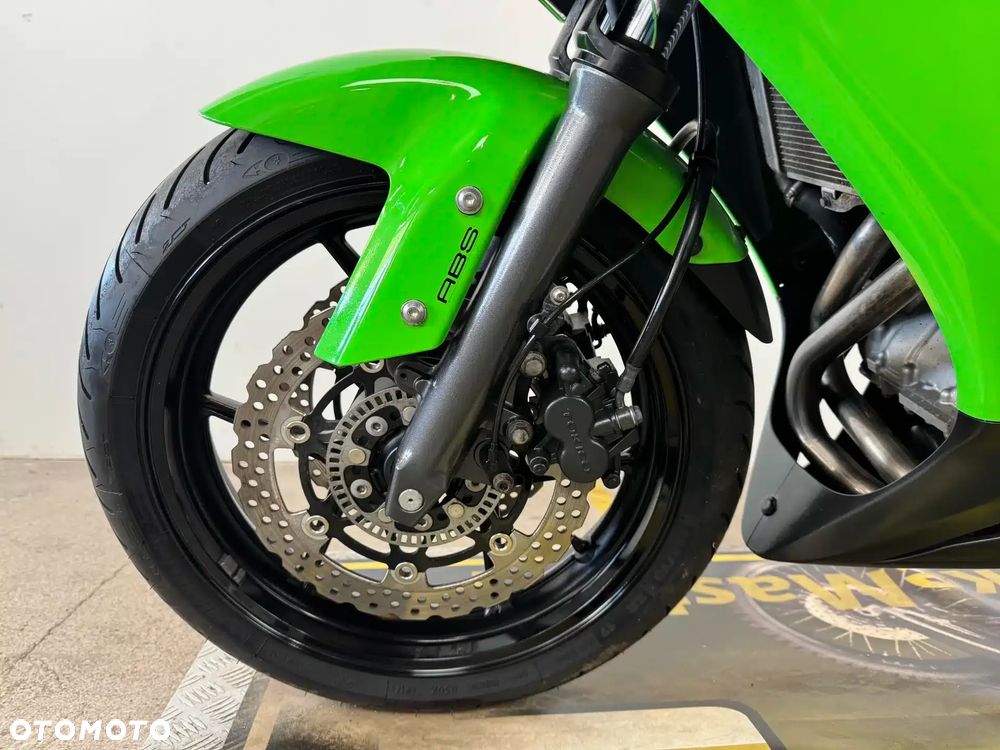 Kawasaki ER - 18
