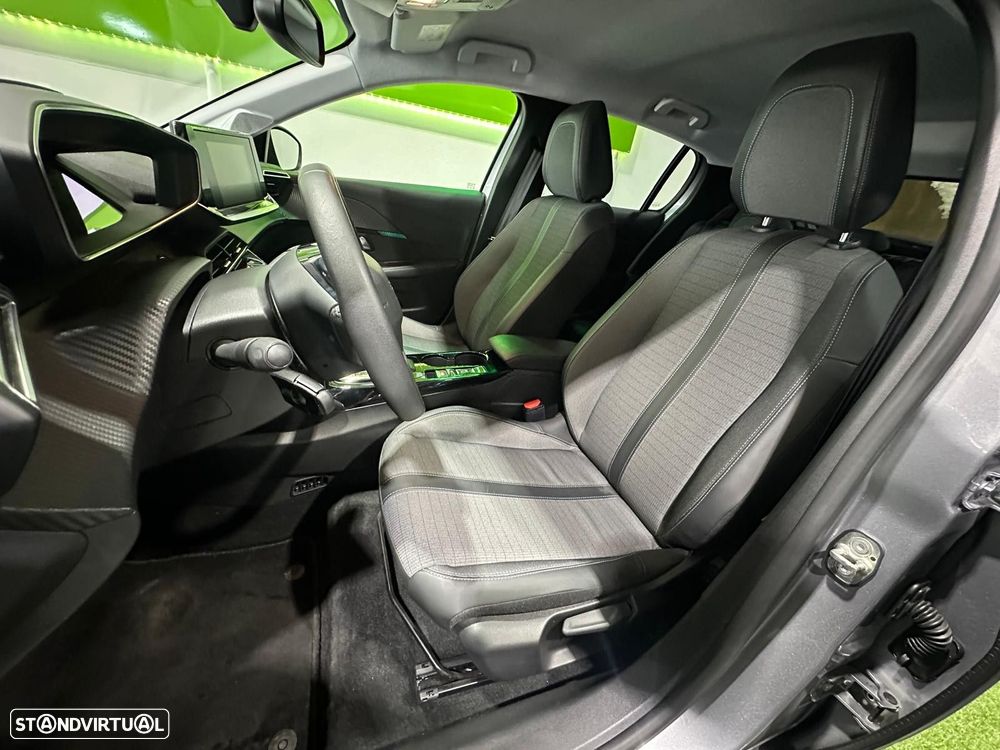 Peugeot e-208 50 kWh Active Pack - 7