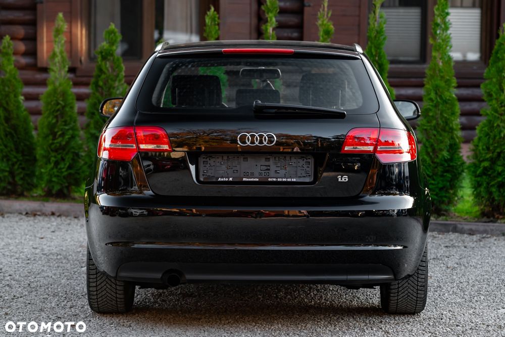 Audi A3 Sportback 1.6 Attraction - 10