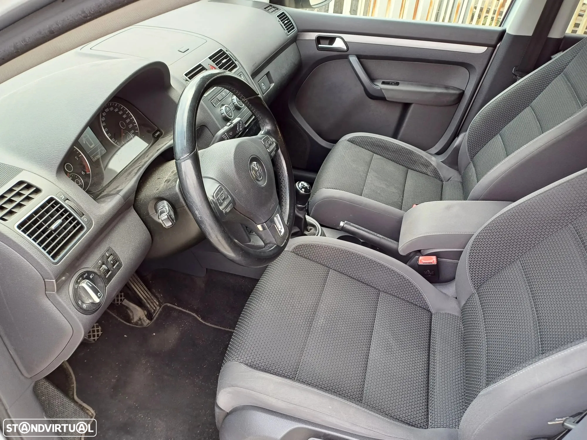 VW Touran 1.6 TDI Blue.Highline 7L - 14