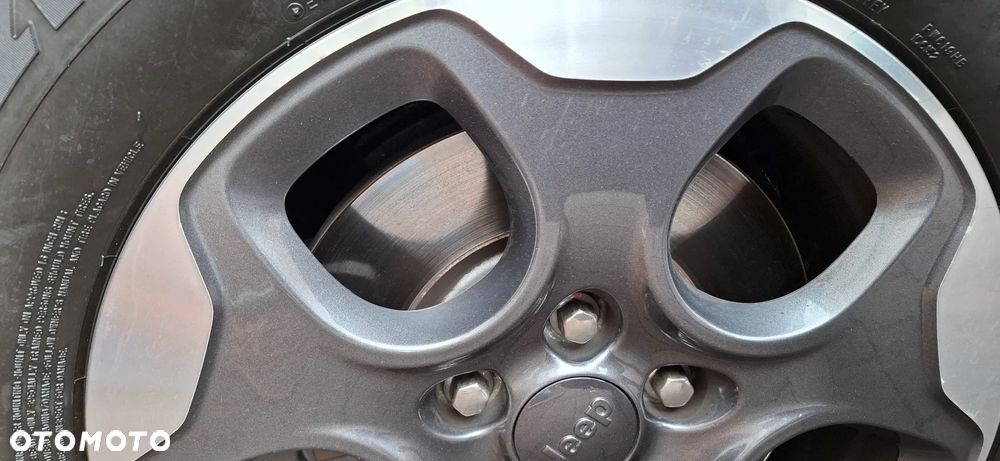 Jeep Renegade 1.4 MultiAir DSG Longitude - 23