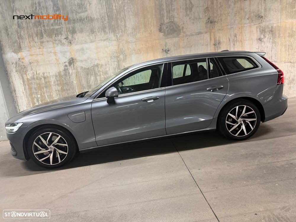 Volvo V60 2.0 T8 AWD TE Momentum Plus - 7