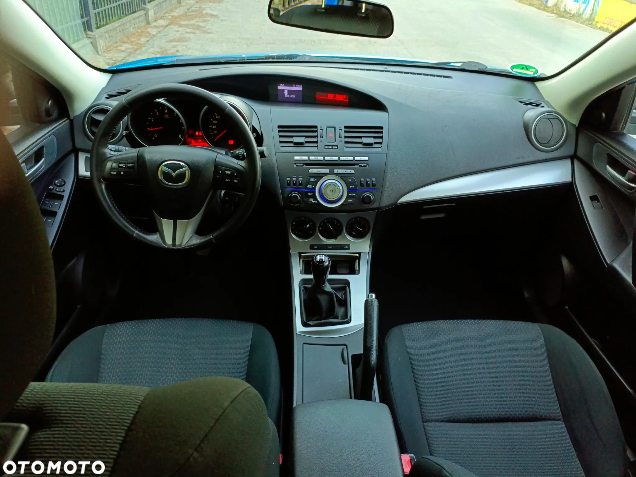 Mazda 3 - 10