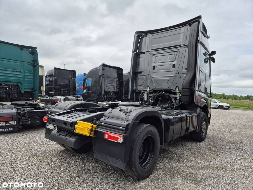 Mercedes-Benz Actros - 6
