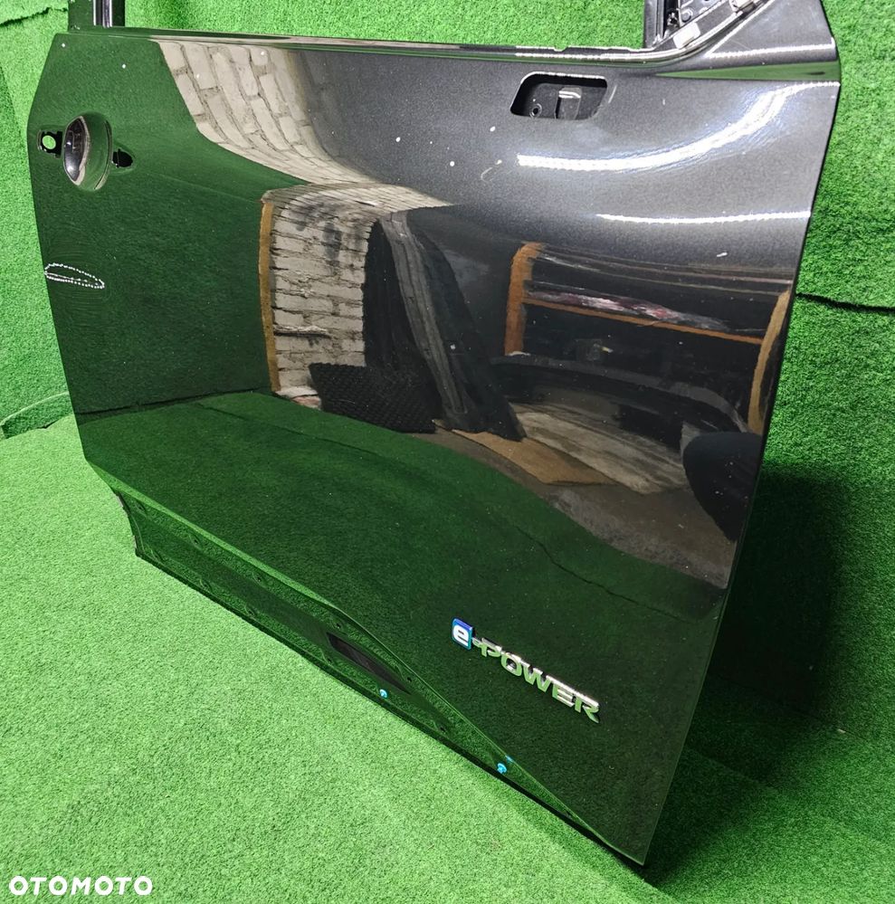 NISSAN X-TRAIL T33 -----> DRZWI PRAWE PRZEDNIE - 4