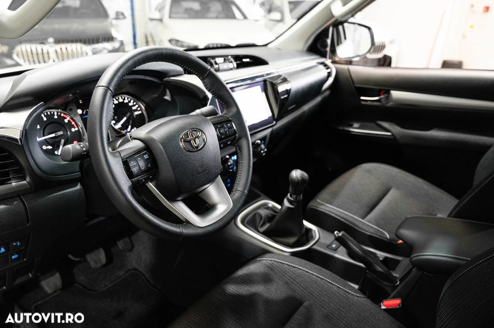 Toyota Hilux - 27
