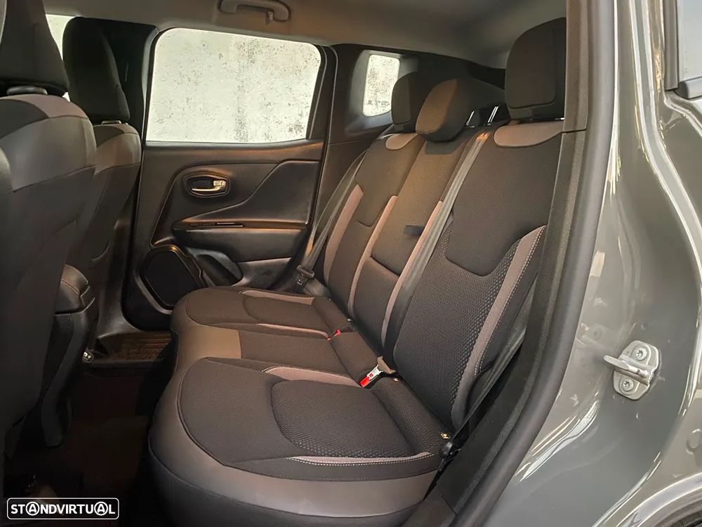 Jeep Renegade 1.0 T Limited - 14