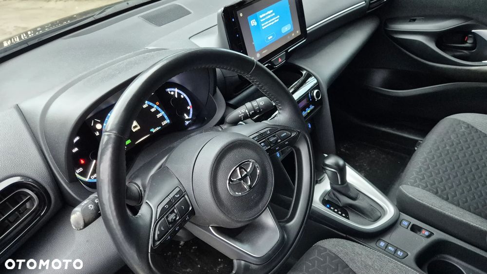 Toyota Yaris - 8