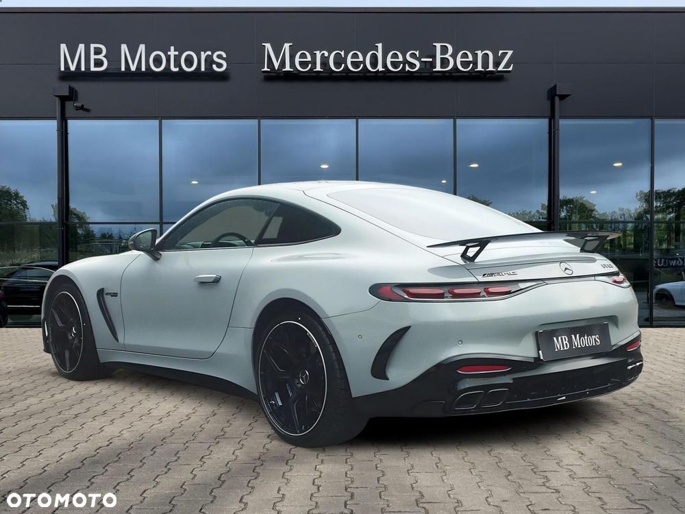 Mercedes-Benz AMG GT - 6