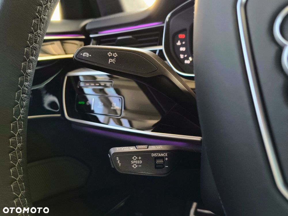 Audi S8 - 16