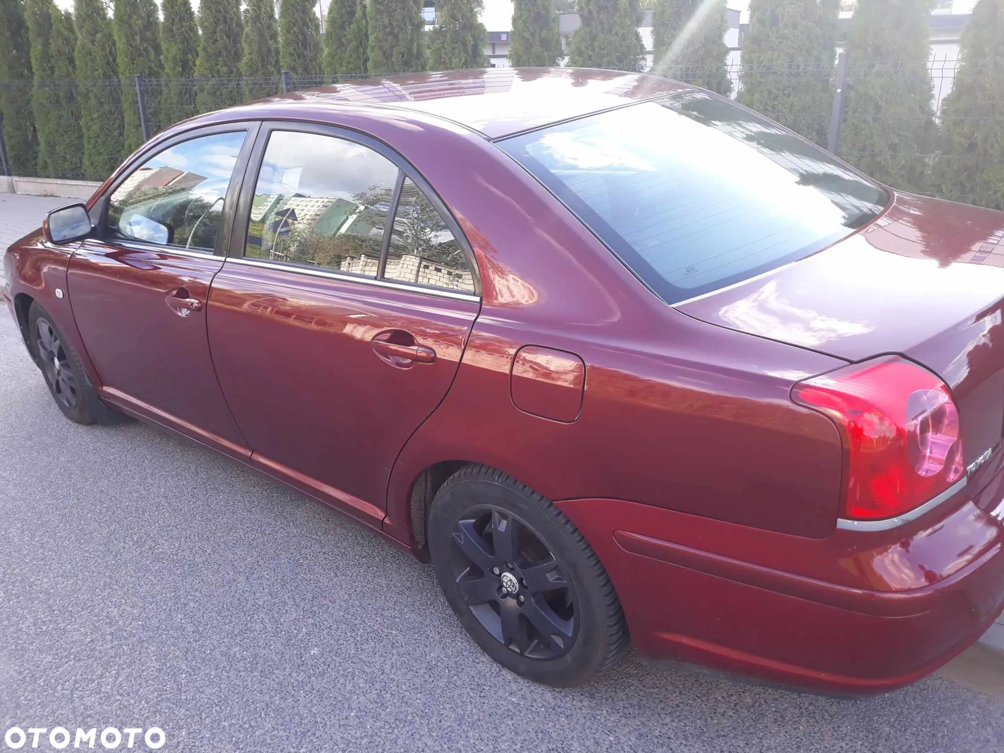 Toyota Avensis - 10