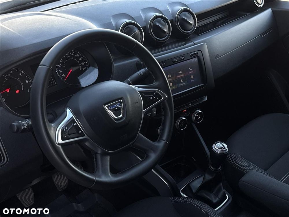 Dacia Duster 1.6 SCe Prestige - 10