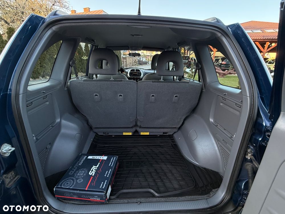Toyota RAV4 4x4 - 23