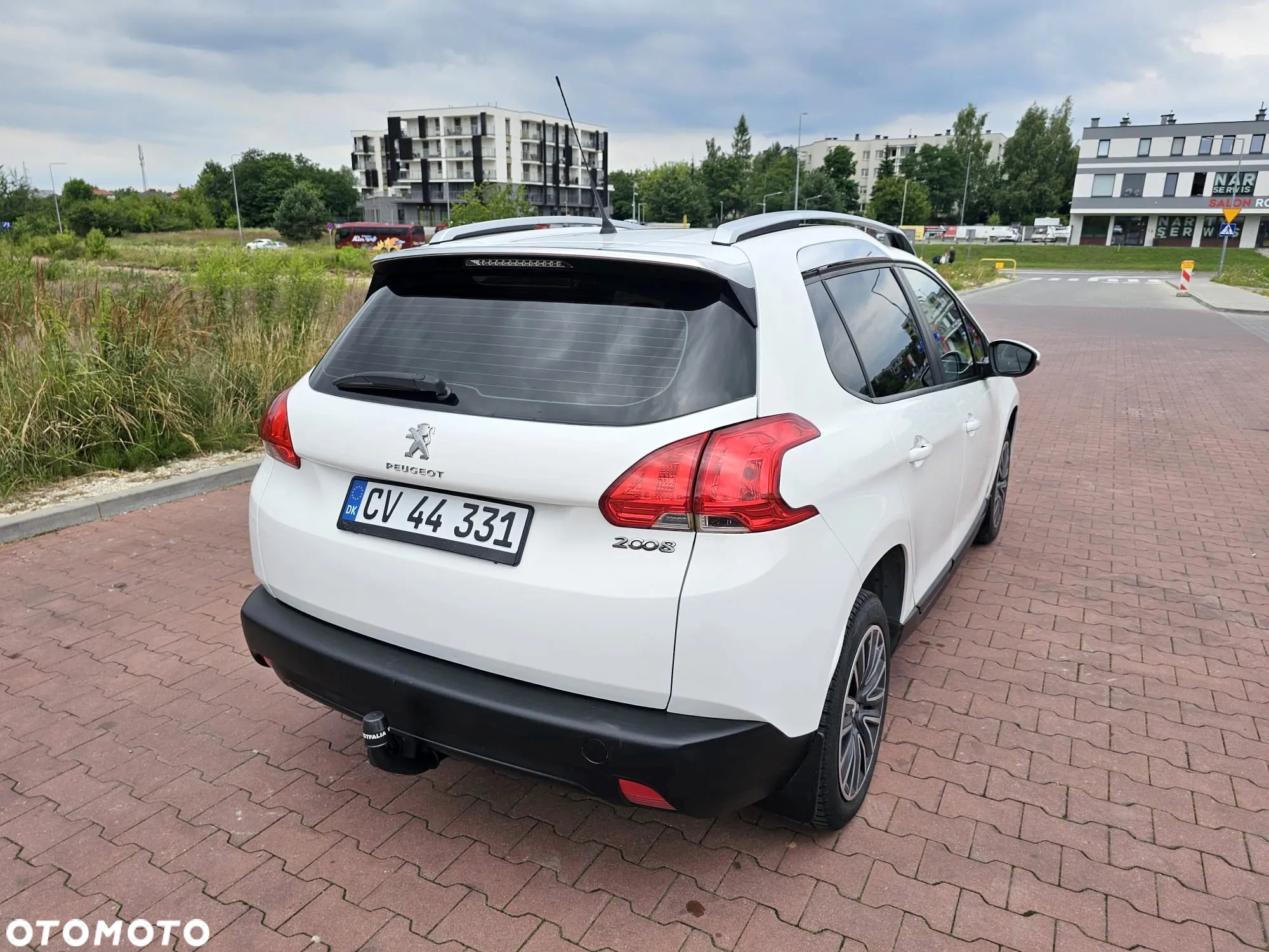 Peugeot 2008 - 14