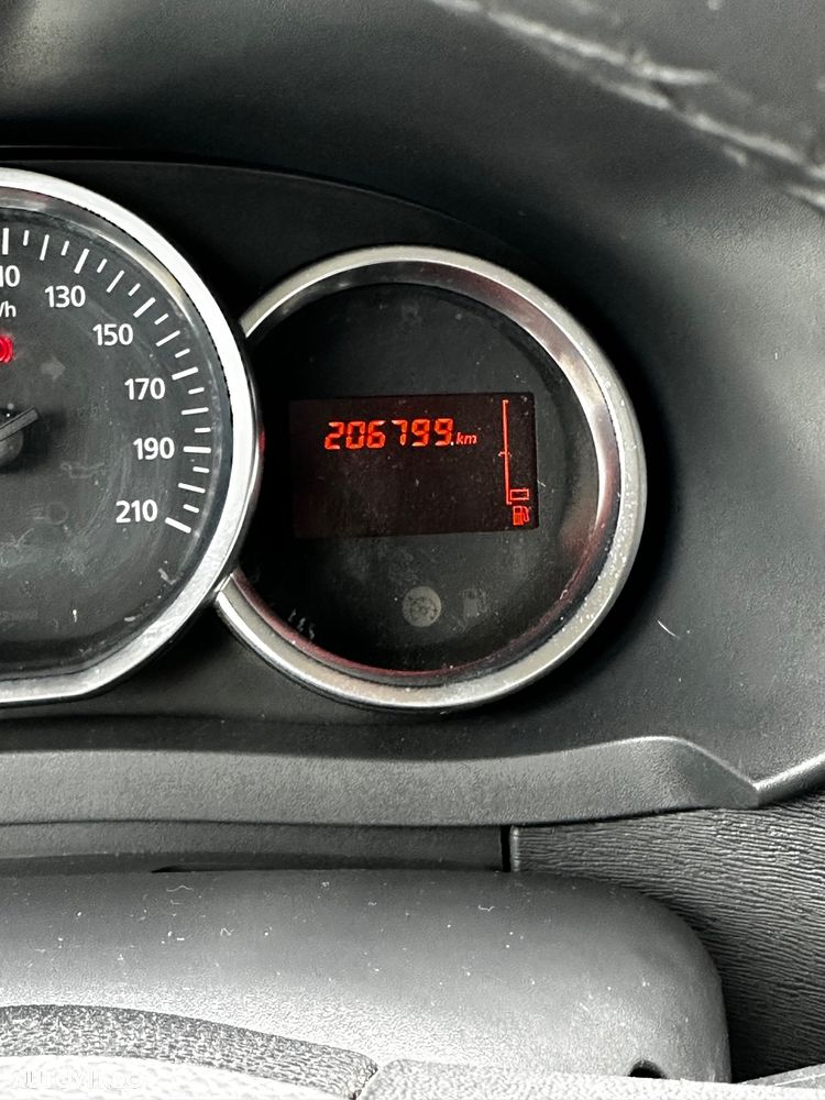 Dacia Lodgy 1.5 dCi 90 CP Stepway - 7