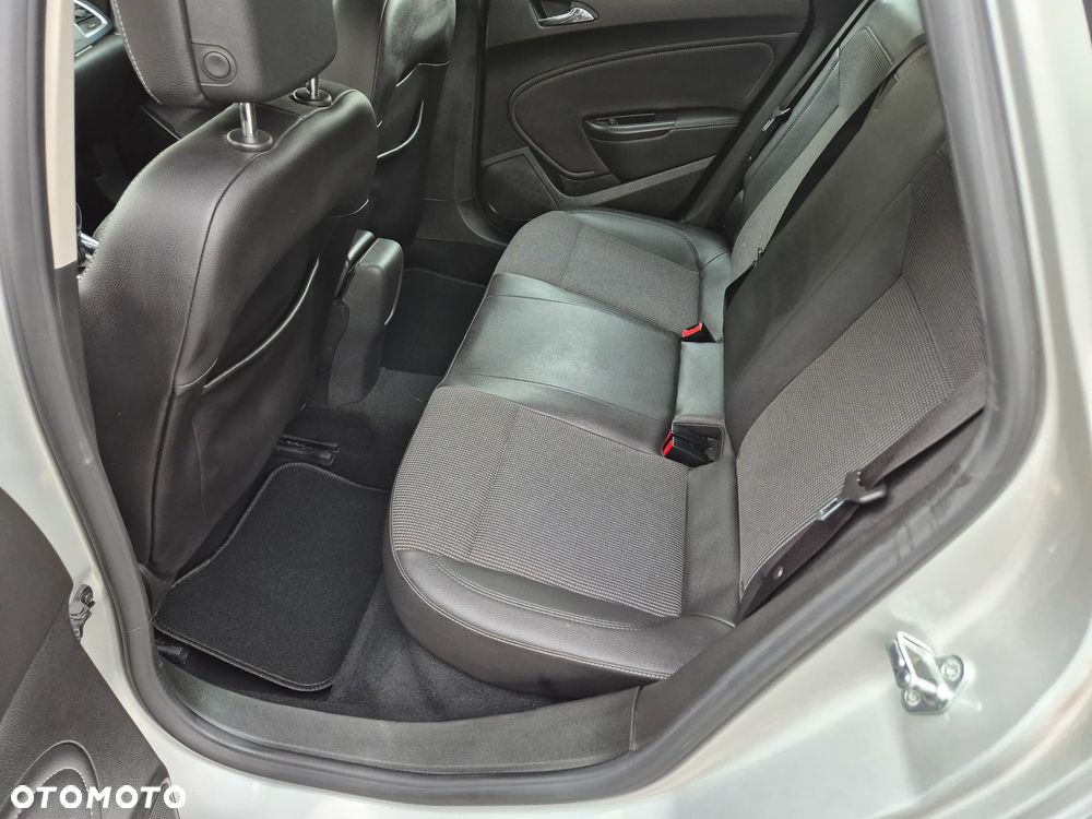 Opel Astra 1.4 Turbo - 10
