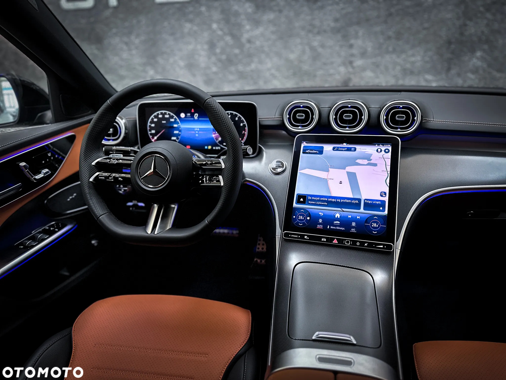 Mercedes-Benz Klasa C 200 4Matic T 9G-TRONIC Edition AMG Line - 25