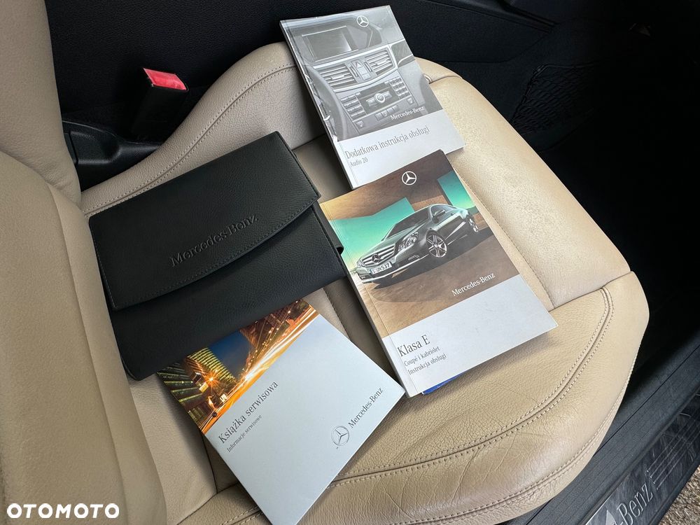 Mercedes-Benz Klasa E 250 CGI BlueEffICIENCY Avantgarde - 32