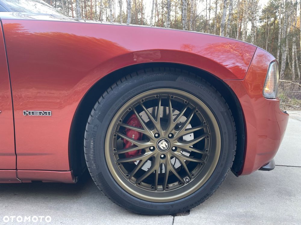 Dodge Charger 5.7 V8 RT - 16