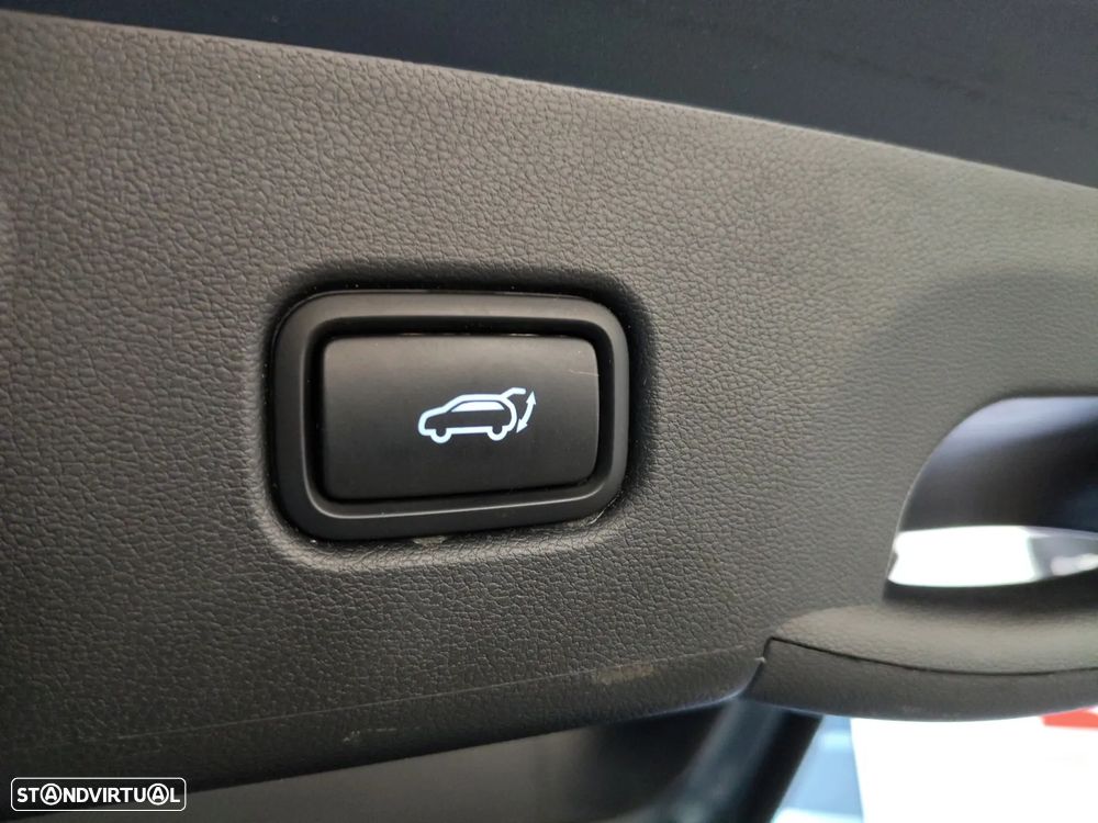Hyundai Tucson 1.6 CRDi Vanguard DCT - 26