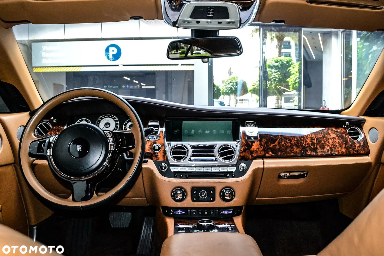 Rolls-Royce Wraith - 5