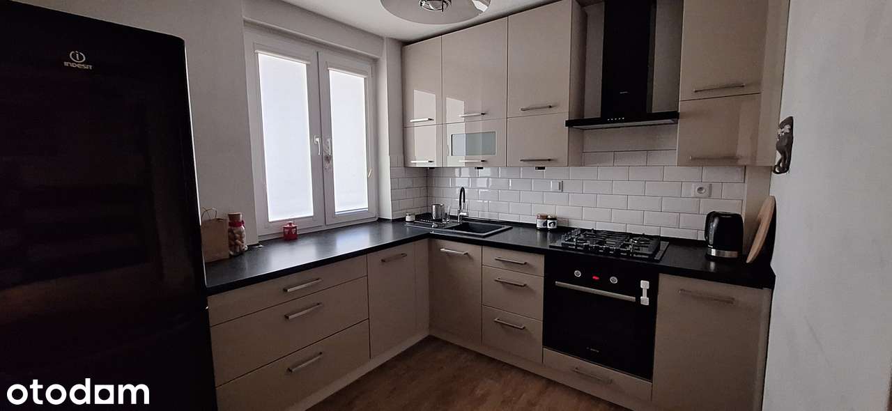Milanówek 53,6m2, przestronne, zadbane, 2 pokoje, oddzielna kuchnia