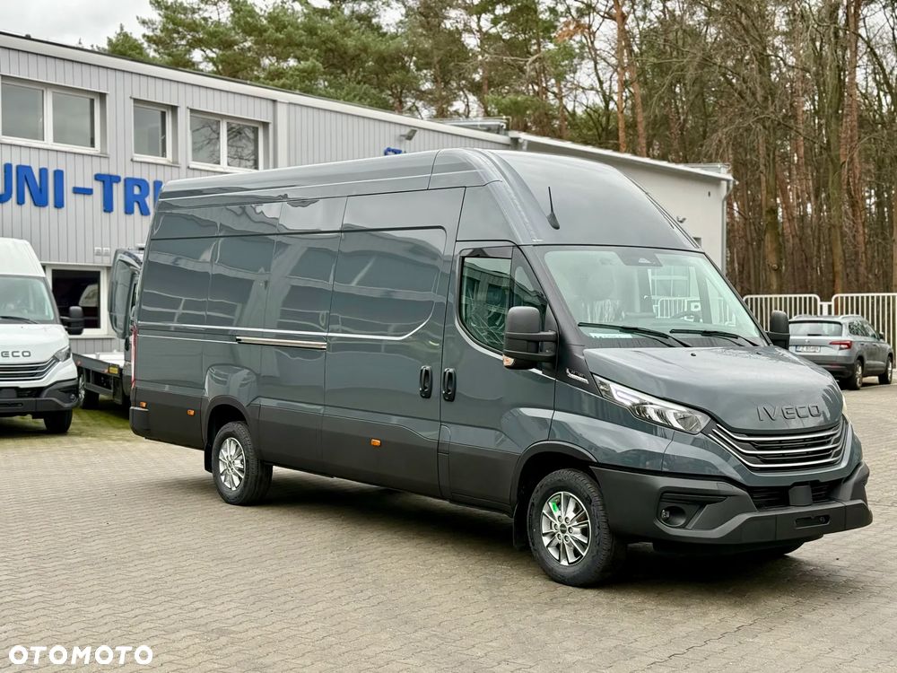Iveco Daily - 12