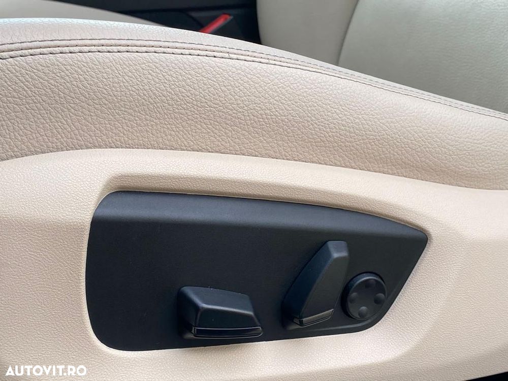 BMW Seria 5 525d xDrive - 20